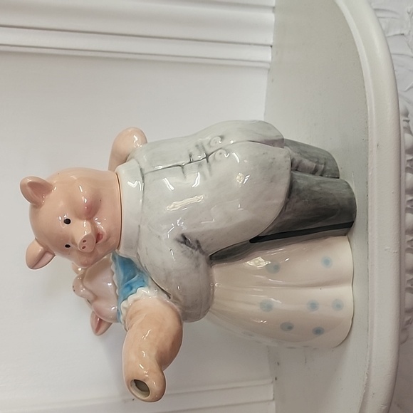 Vintage Applause Inc. Dancing Pig Couple 8" Teapot - Picture 3 of 6